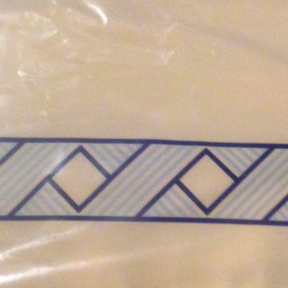 Giorgio Armani Island Tote Brand New bag - Picture 3 of 6